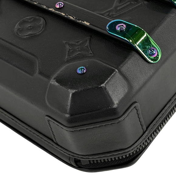 Louis Vuitton Future Trunk Monogram Shoulder Bag Black - Picture 4 of 10